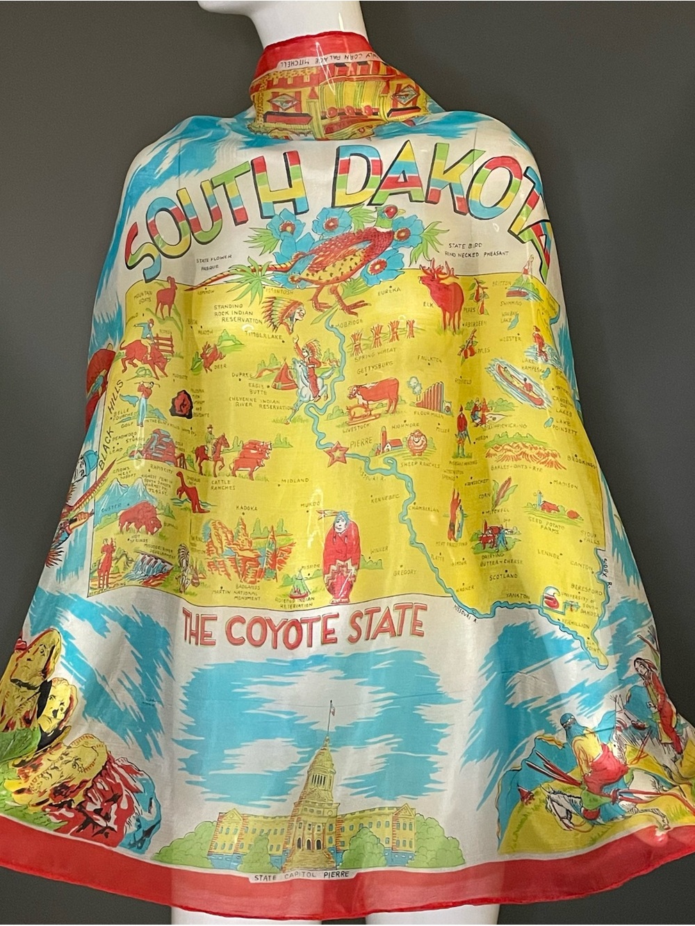 Rare Vintage South Dakota Souvenir Silk Scarf Large 32 In Fair Condition